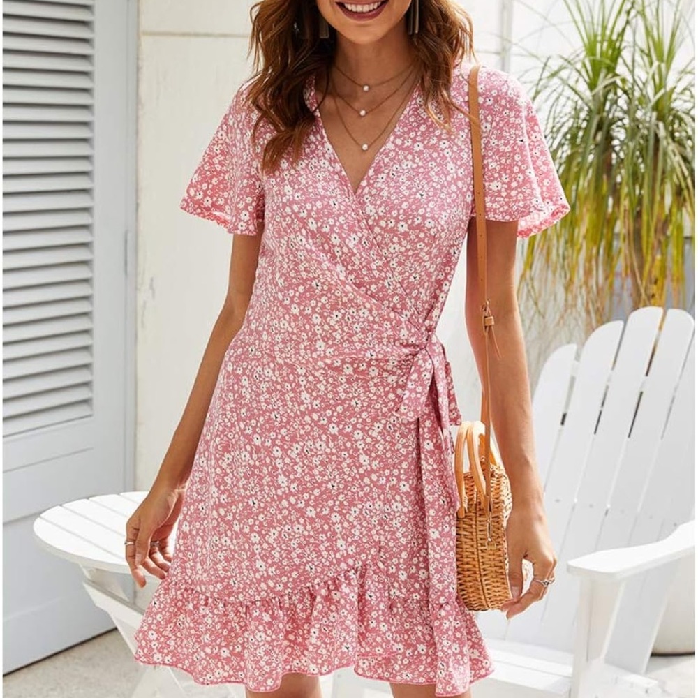 Naggoo Women's Summer Wrap V Neck Short Sleeve Mini Ruffle Floral Dress w. Belt